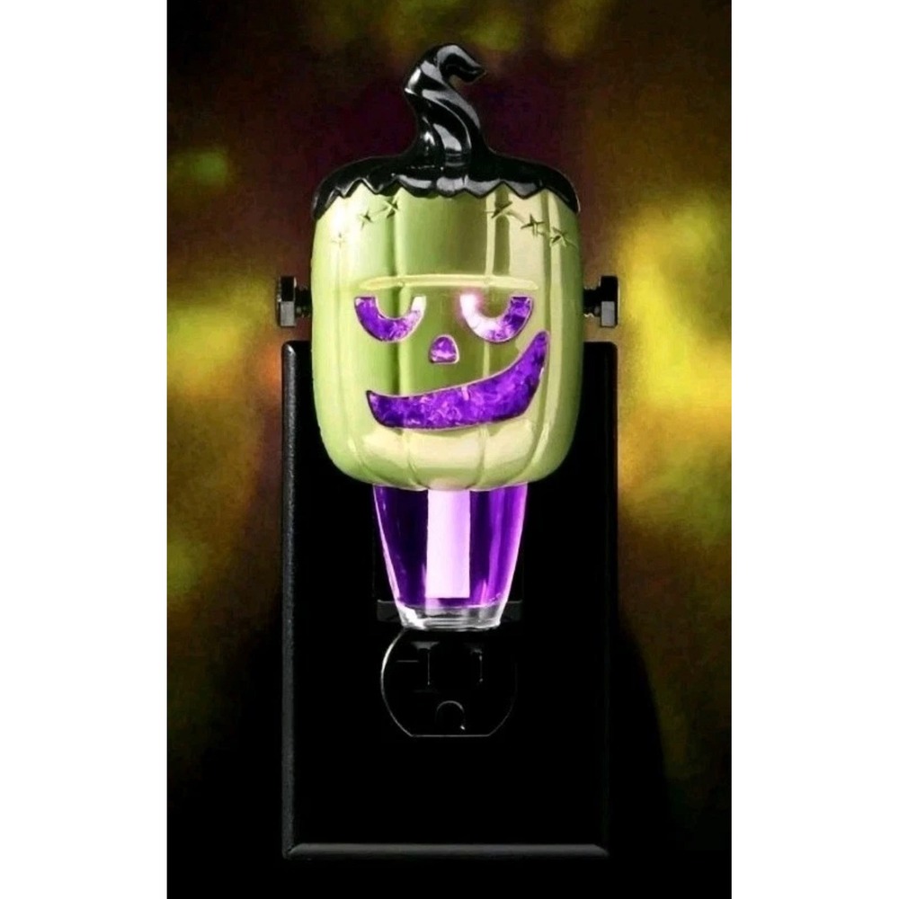 Bath & Body Works FRANKENSTEIN Pumpkin Halloween 2025 Scent Plug In New